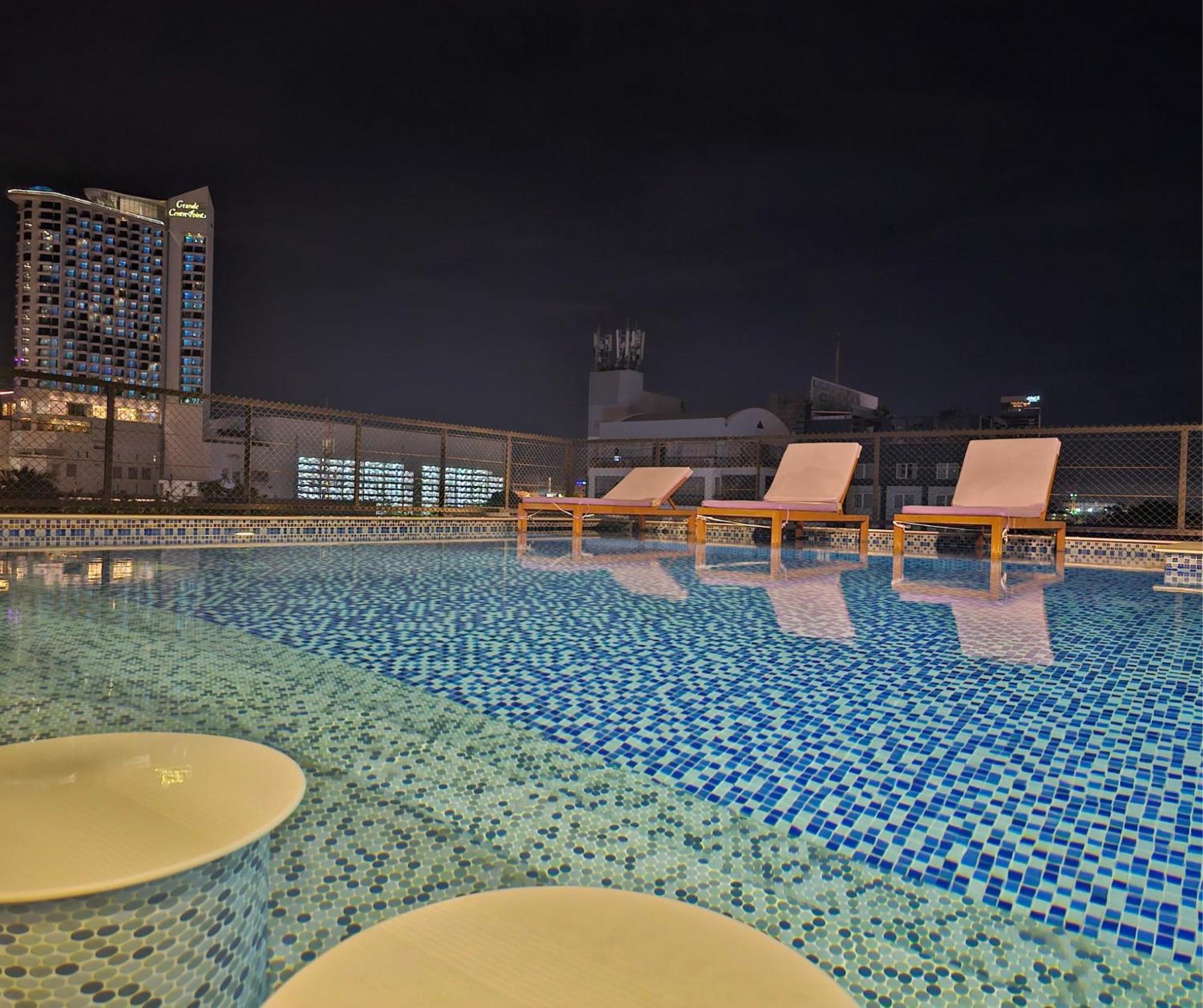 Xq Pattaya Hotel Εξωτερικό φωτογραφία